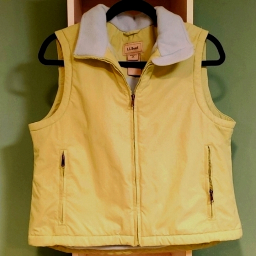 VEST L.L. Bean  Women's size  M PET - Picture 3 of 17